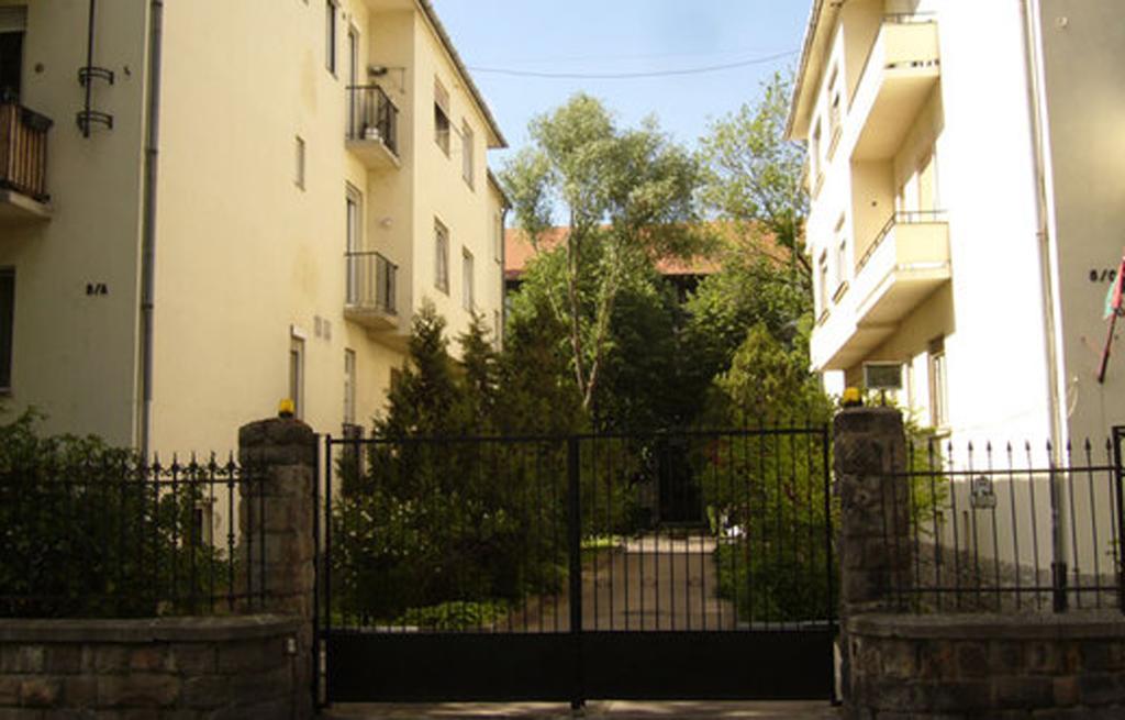 Home Away Apartment Βουδαπέστη Δωμάτιο φωτογραφία